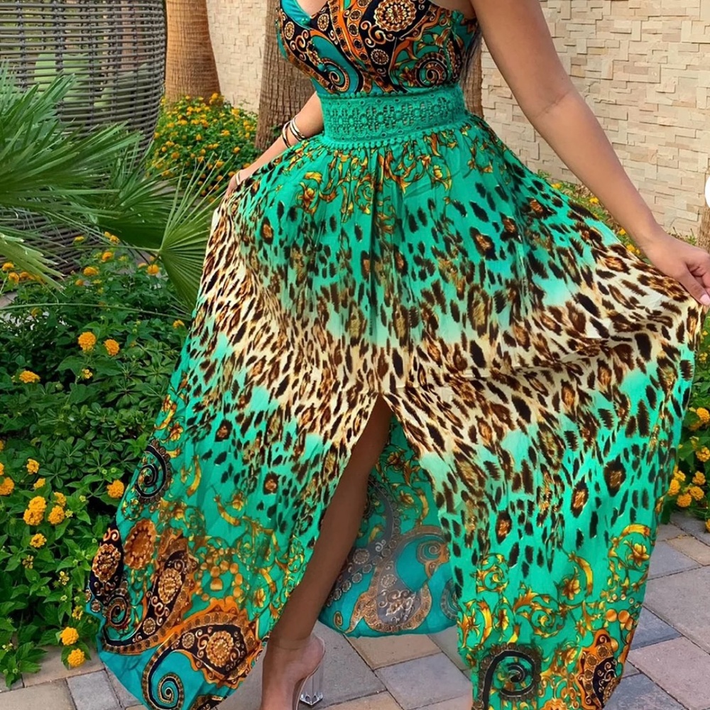 Vibrant Leopard Print Maxi Dress